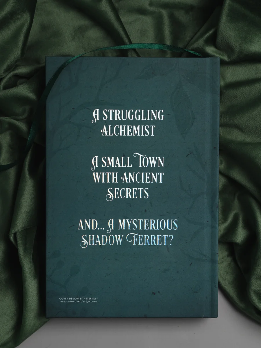 Mosswood Apothecary: Special Edition — Illustrated Collectible (Tales of Valdaes Book 1) product image (2)