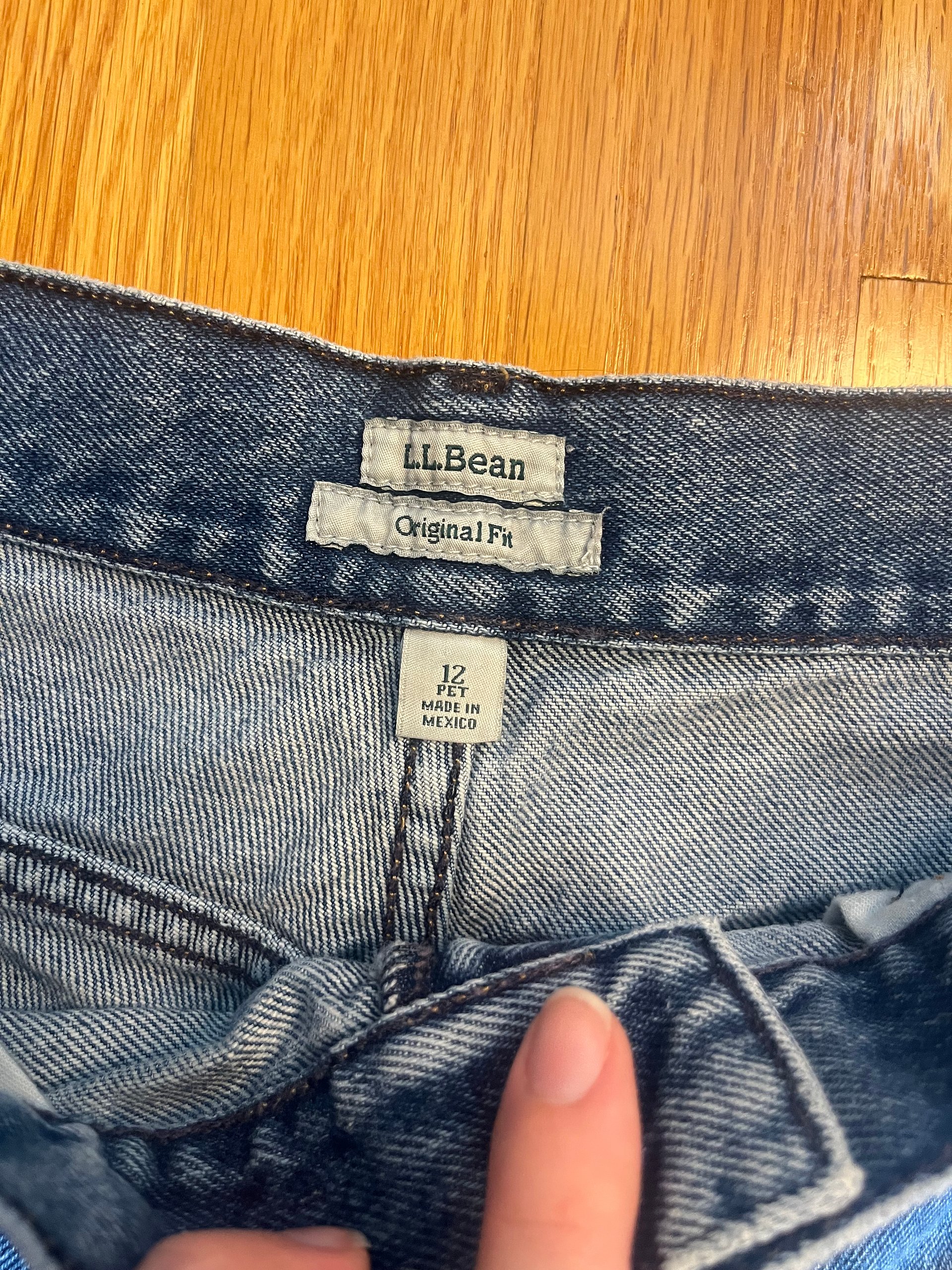 420 Shorts / Size 12 product image (3)