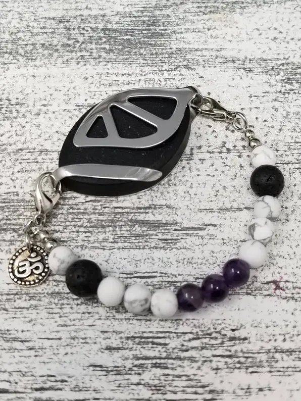 Peace Aromatherapy Bracelet | Amethyst & Howlite | Handmade Accessory for Bellabeat Leaf Urban & Ivy product image (2)