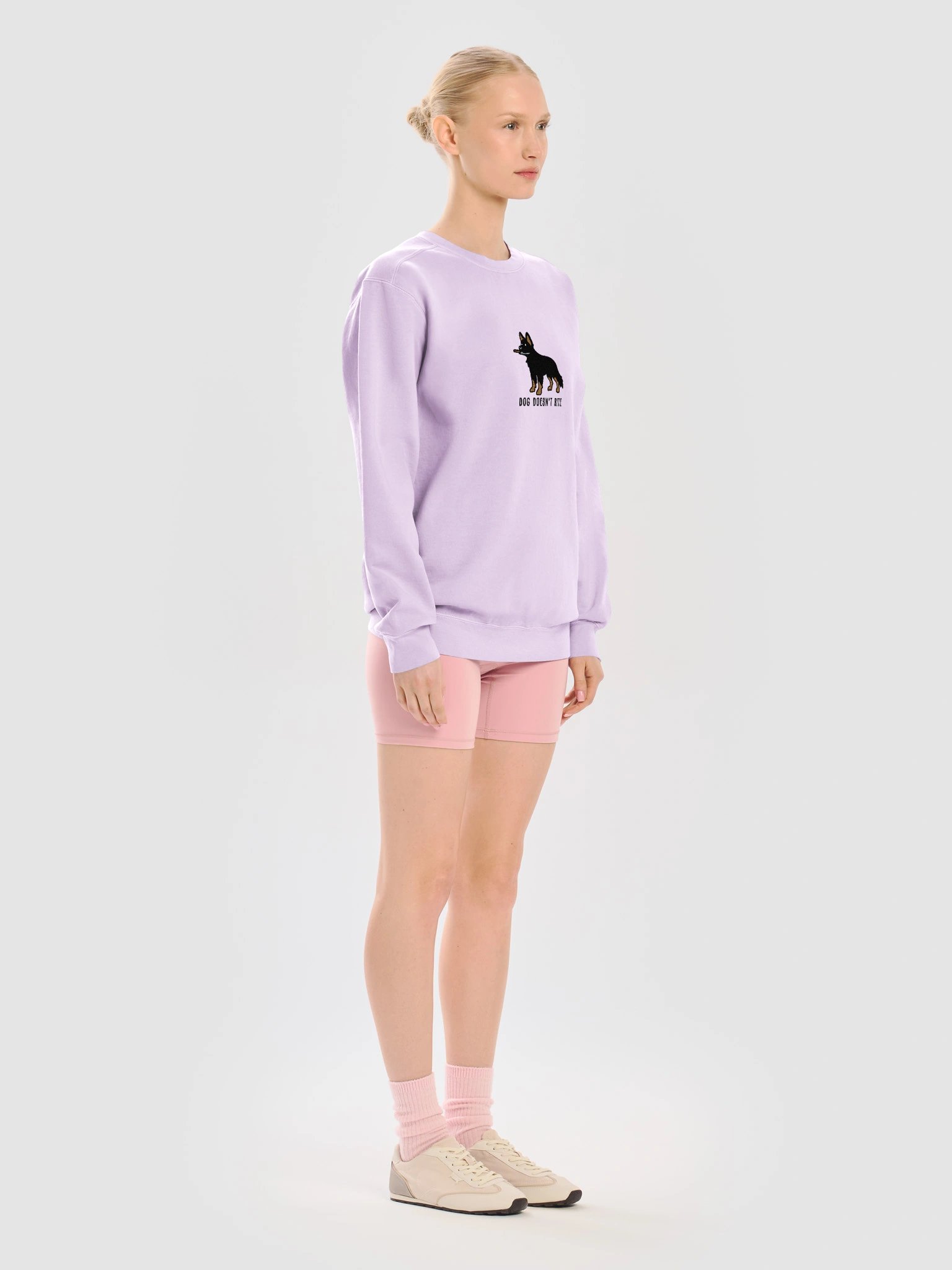 Dog Doesn't Bite Funny Chibi-Style Embroidered Premium Sweatshirt for German Shepherd(Bicolor) Owners product image (39)
