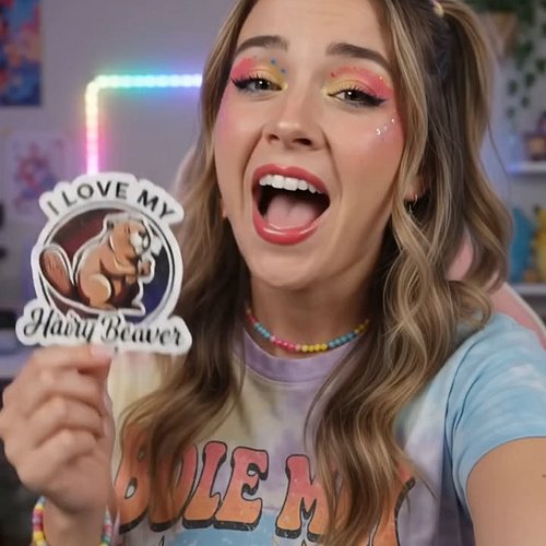 A fun take on our beaver sticker available at Agora Oculis

#lgbtq #lgbt #lgbtqi #street #style #sticker