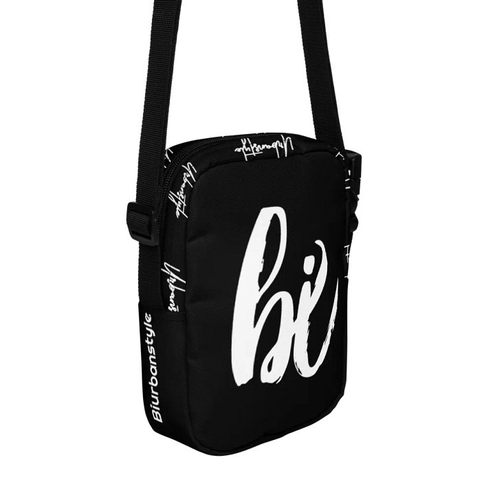 Urbanstyle Crossbody Bag product image (2)