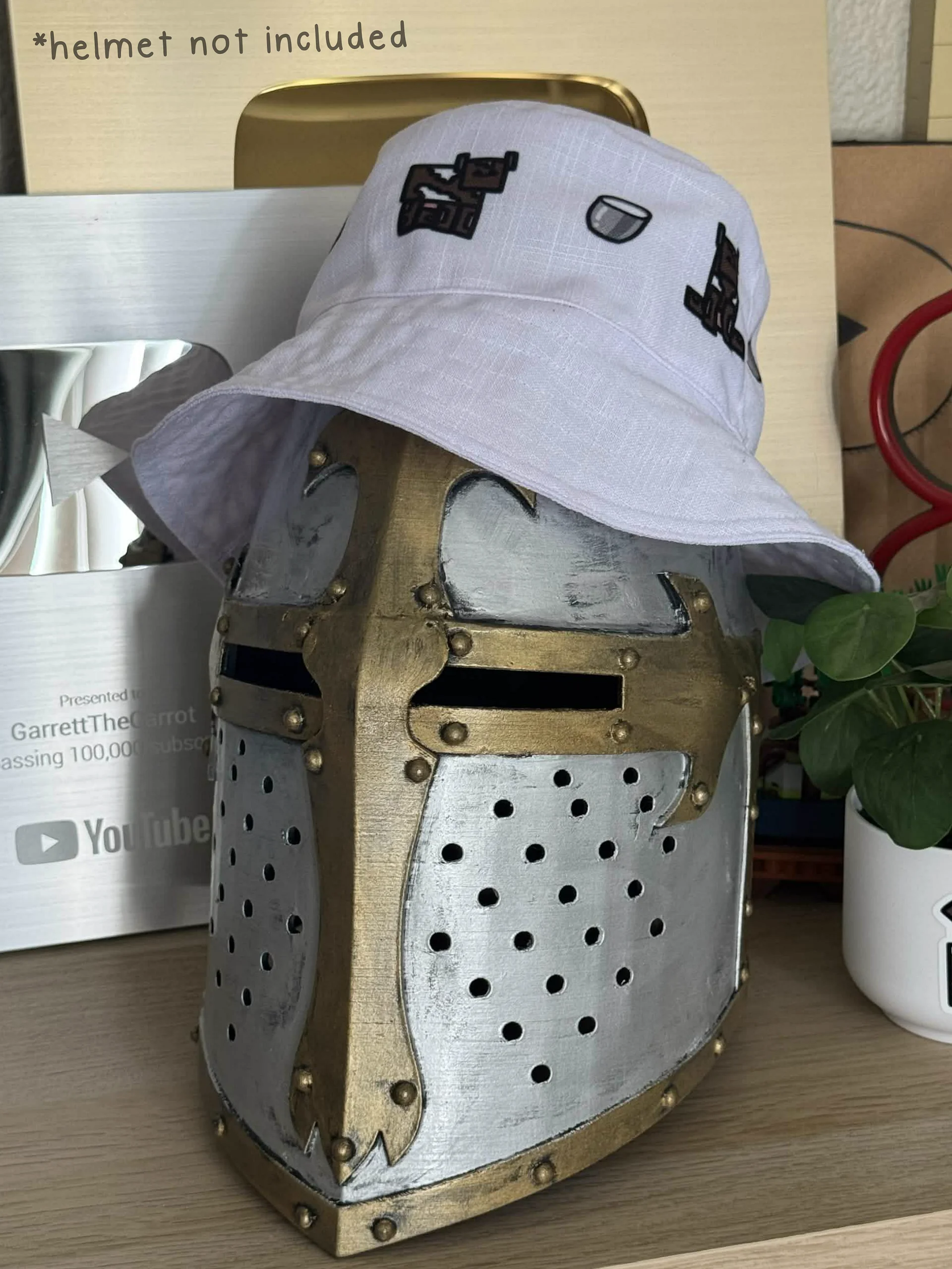 milk bucket hat product image (1)