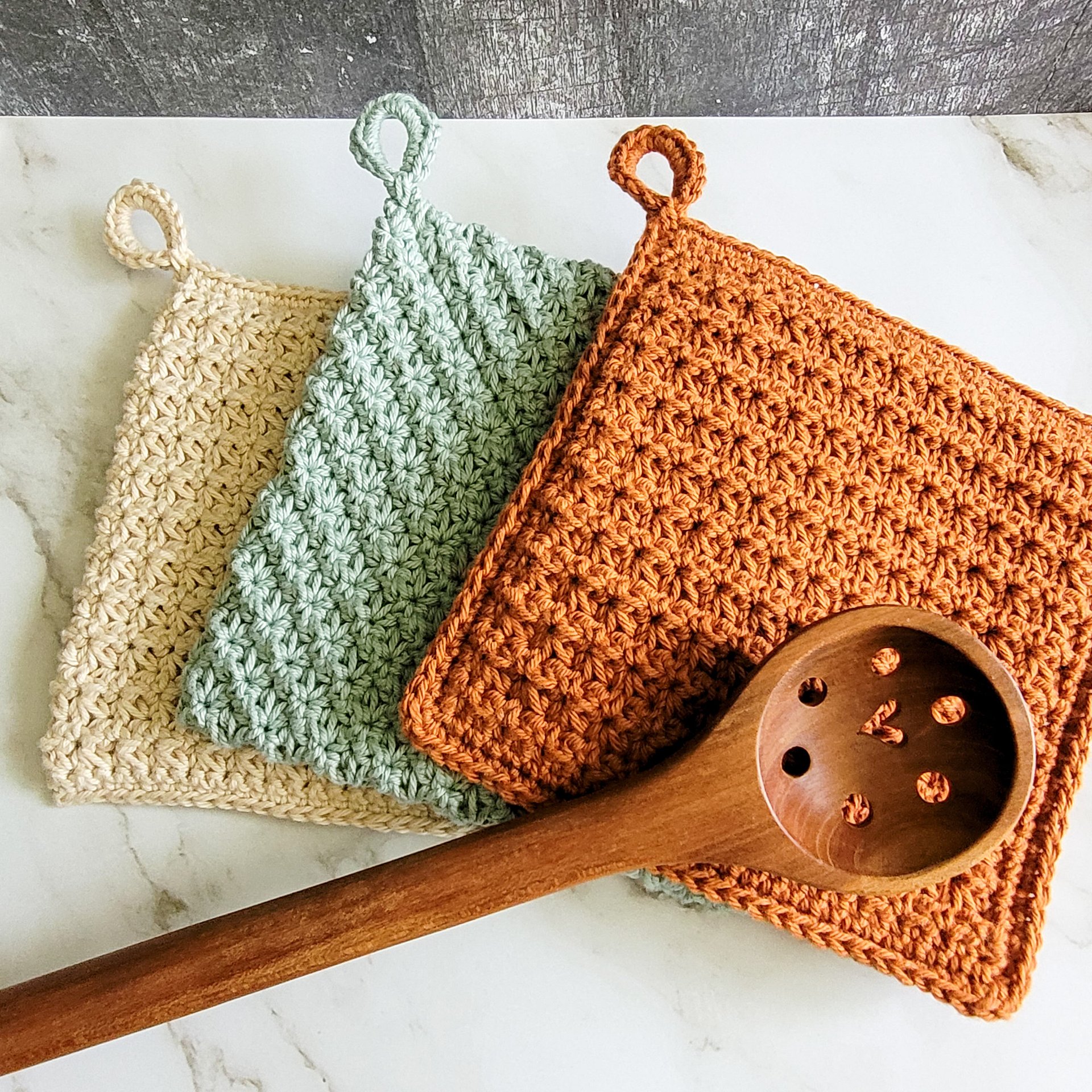 Trinity Double-Thick Potholders Crochet Pattern product image (4)