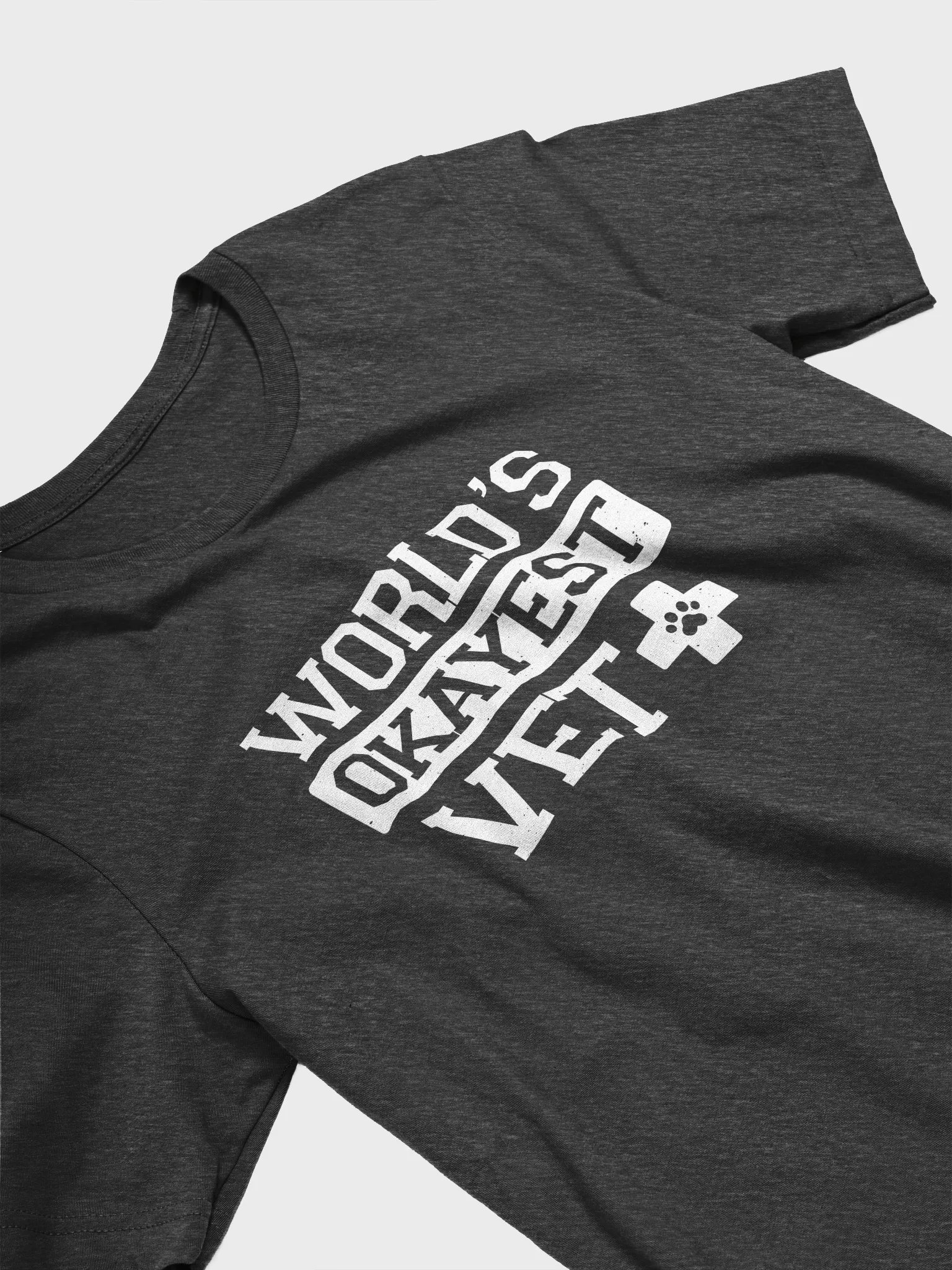 World's Okayest Vet Tee product image (3)
