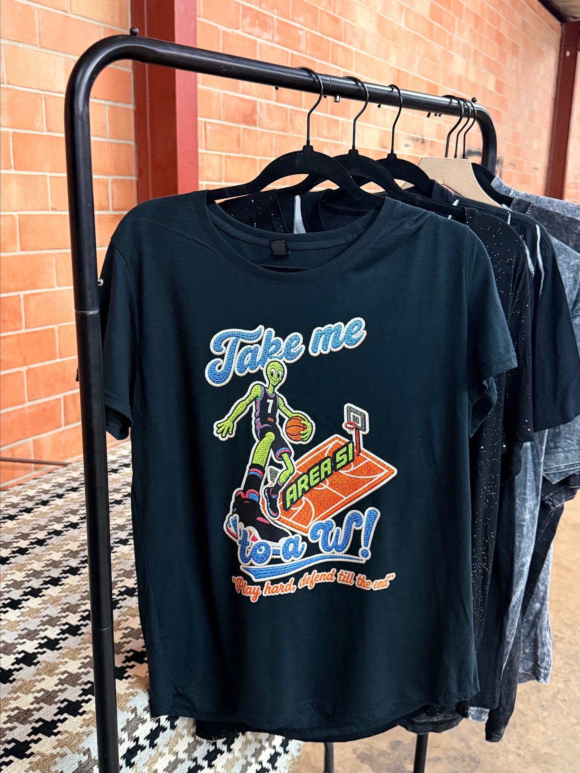 Take me to a W! Alien T-shirt product image (1)