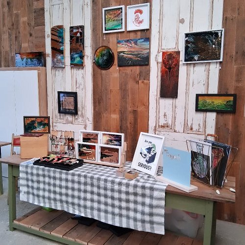 At @craft.love.market.whitstable ! 🧡

#firstmarket #artmarket #whitstableart #whitstable #artist