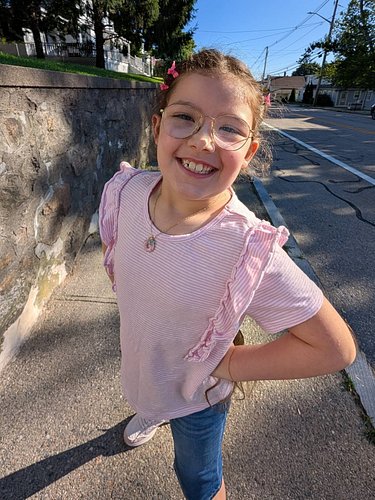 First day back to school for Mini-Editor!  She's wicked excited and so ready for the third grade!