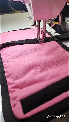 Assembling the PINK! AR drop leg with snaps and 'loop. Long style pull tabs and directional snaps, based on the 3-cell chest ...