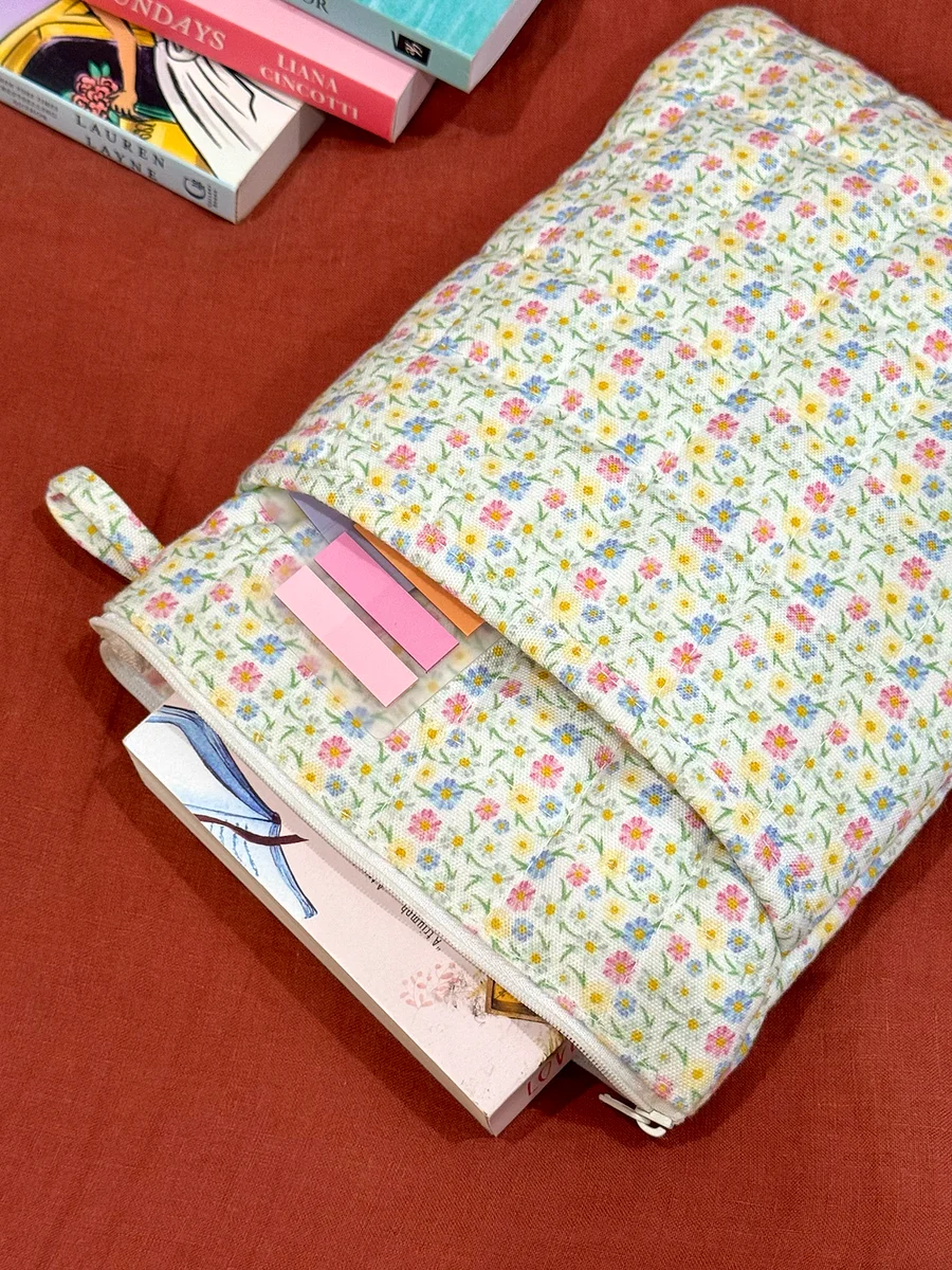 The Faye Booksleeve product image (1)