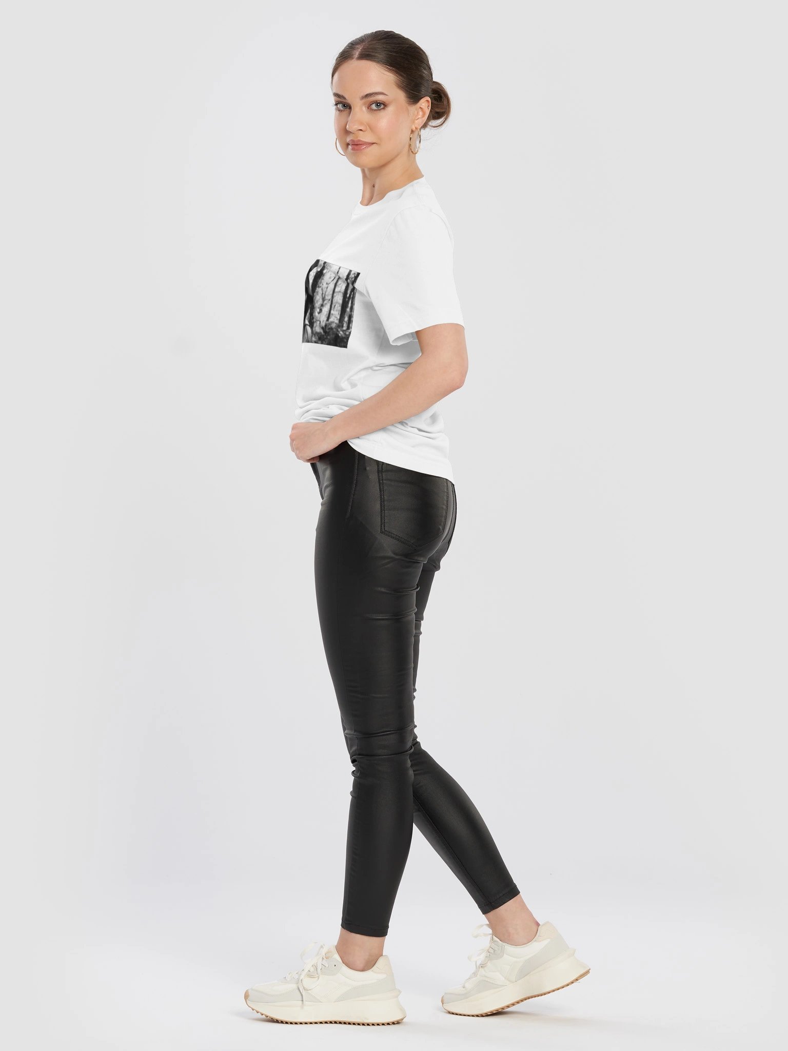 Ronnie 'Woods Stare' tee product image (8)