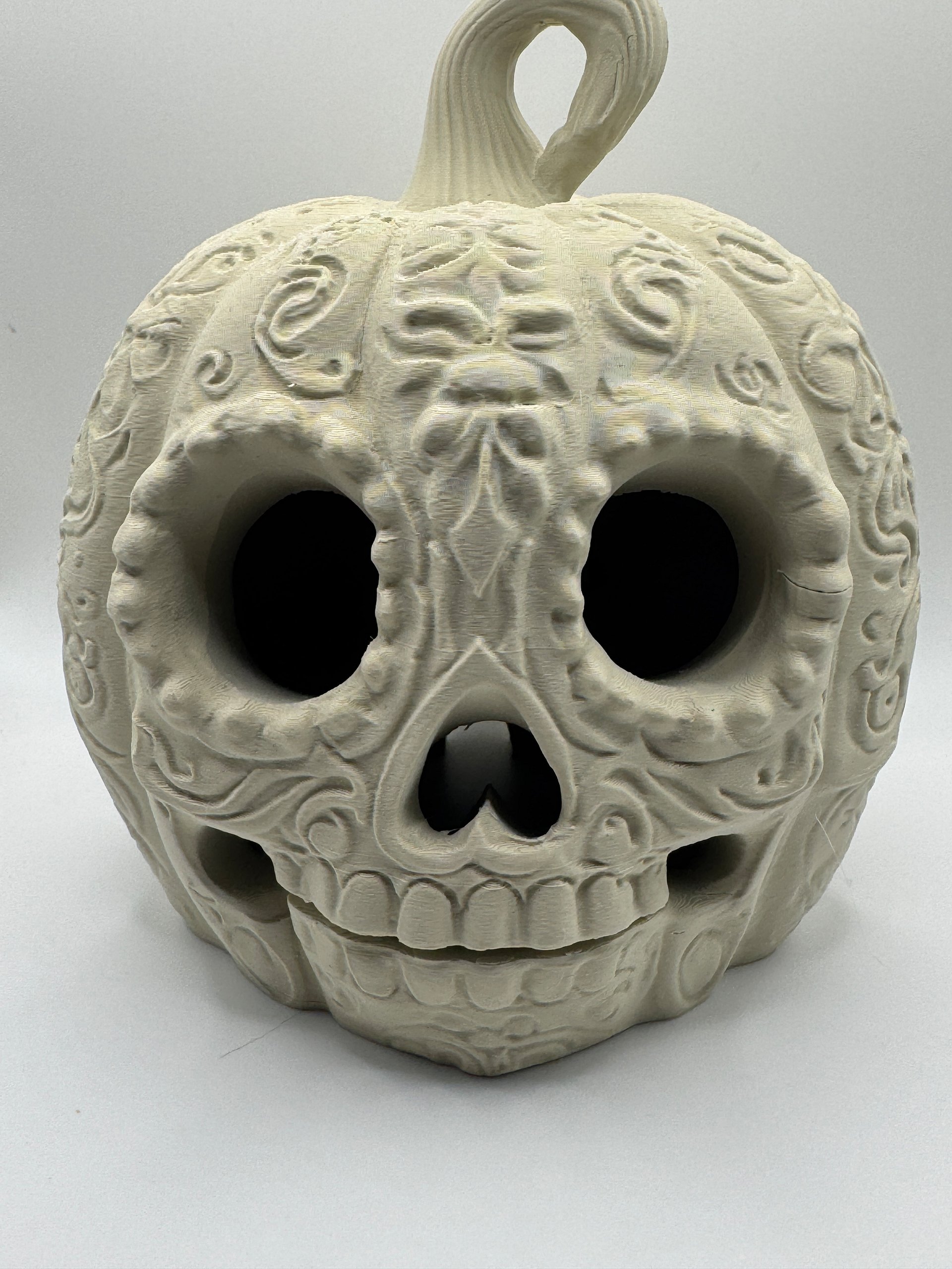 Embezzled candy skull product image (1)