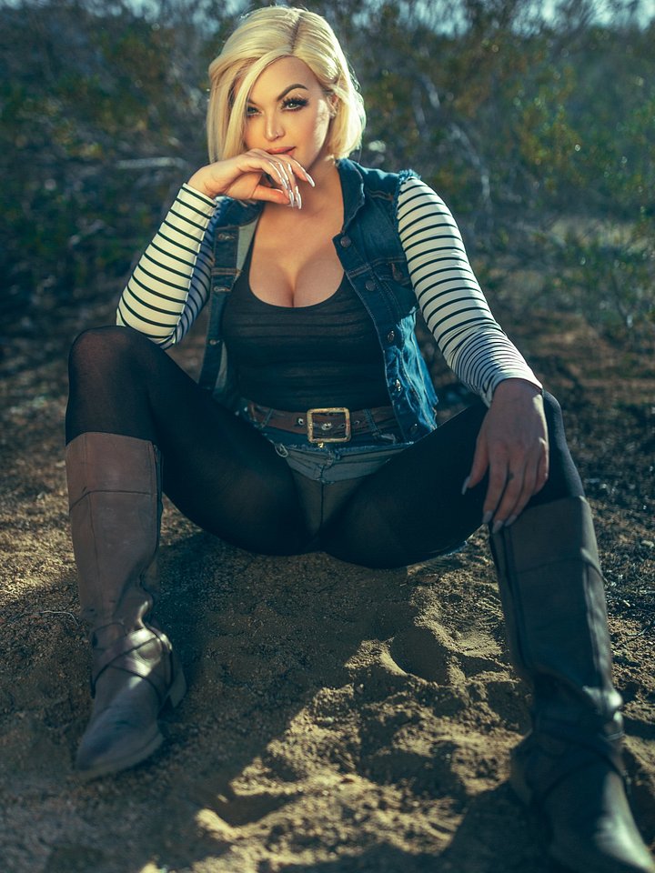 Android 18 Desert Patreon Set product image (1)