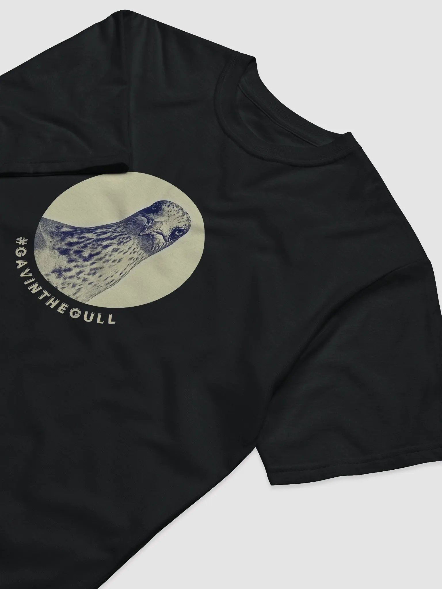 Eco T-shirt featuring Gavin the Gull product image (5)