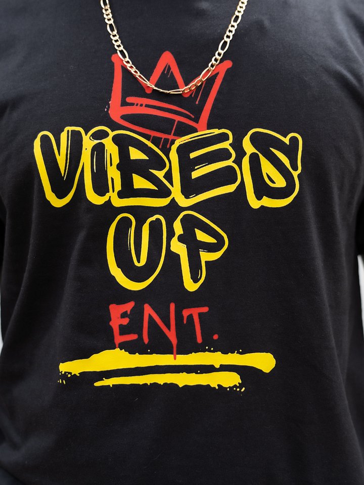 👑 Vibes Up Tee product image (1)