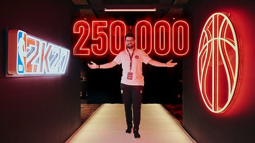¡¡250.000 suscriptores!! 

Desde 2009 haciendo contenido de baloncesto y desde 2012 creando contenido de NBA 2K y hoy hemos l...