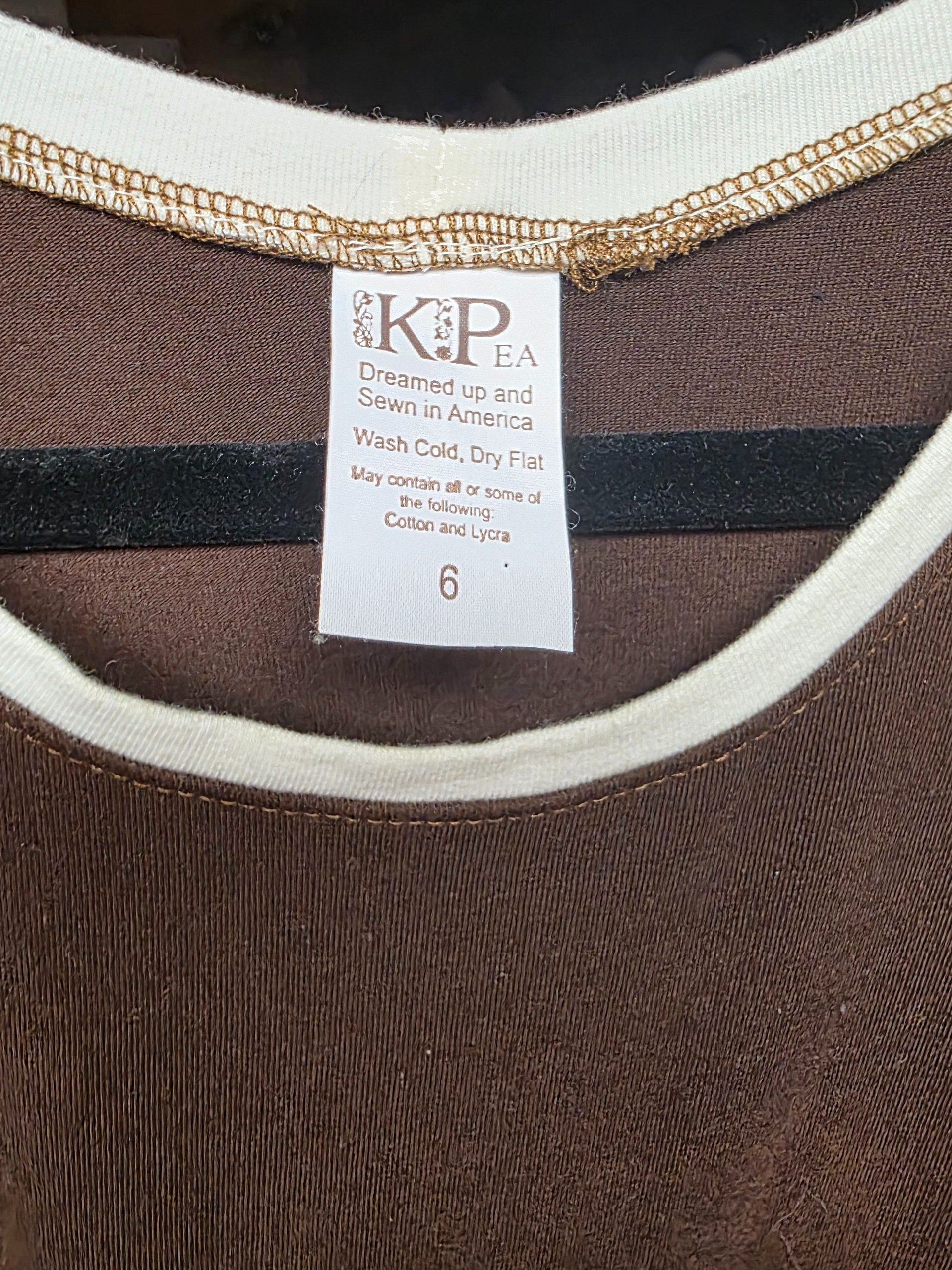 KPEA - Size 6 - GENTLY USED - All dogs dress product image (3)