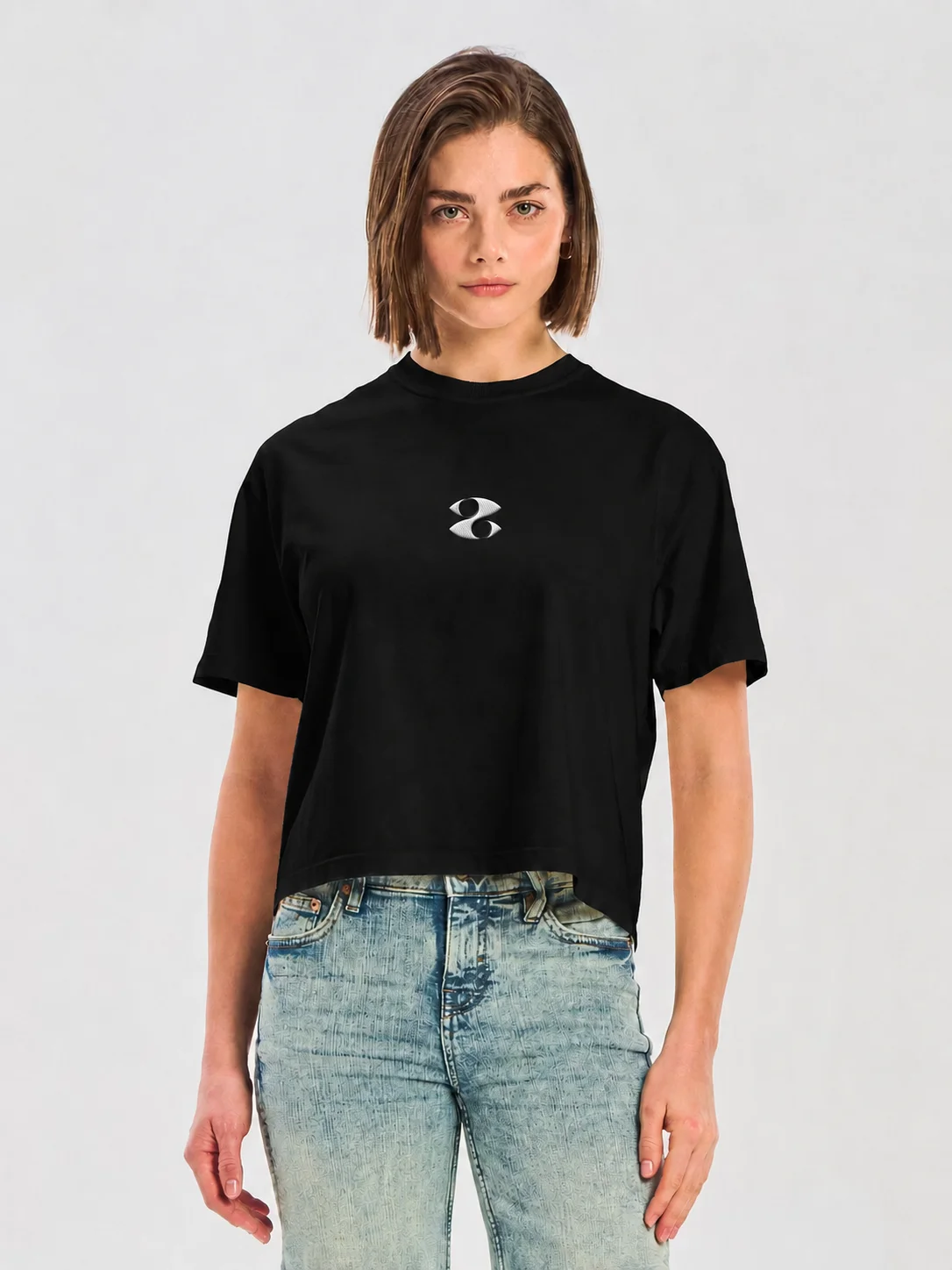 Embroidered Cropped Tee - Beach product image (3)
