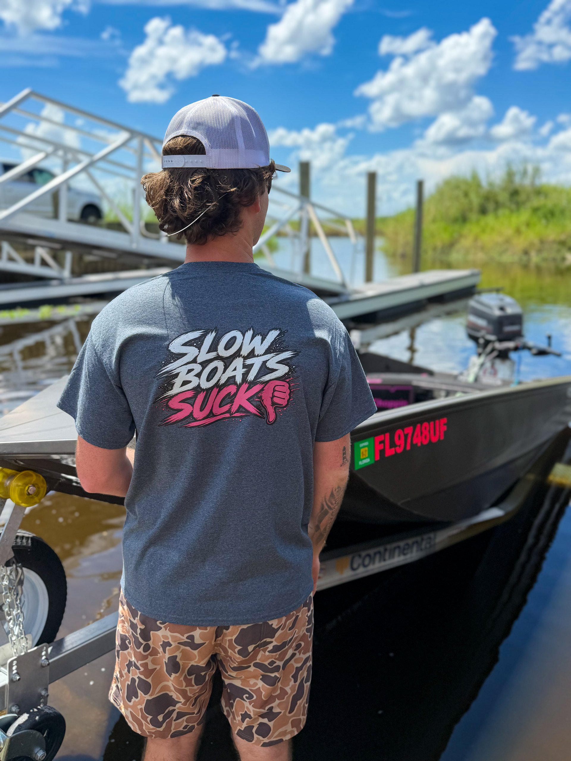 SLOW BOATS SUCK T SHIRT product image (1)