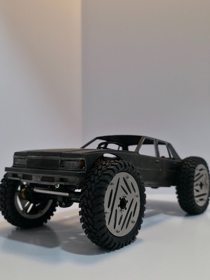 Commissioned paint caprice product image (1)