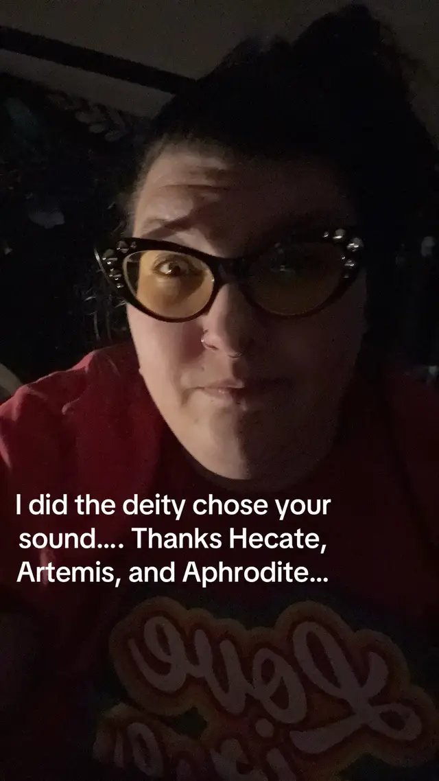 I got absolutely read. #hecate #artemis #aphrodite #witchesoftiktok #pagan 