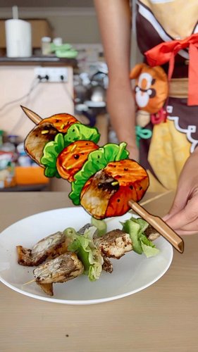 New year new vid!! This time I started off with one of the classic starting level foods in #genshinimpact - #monstadt grilled...