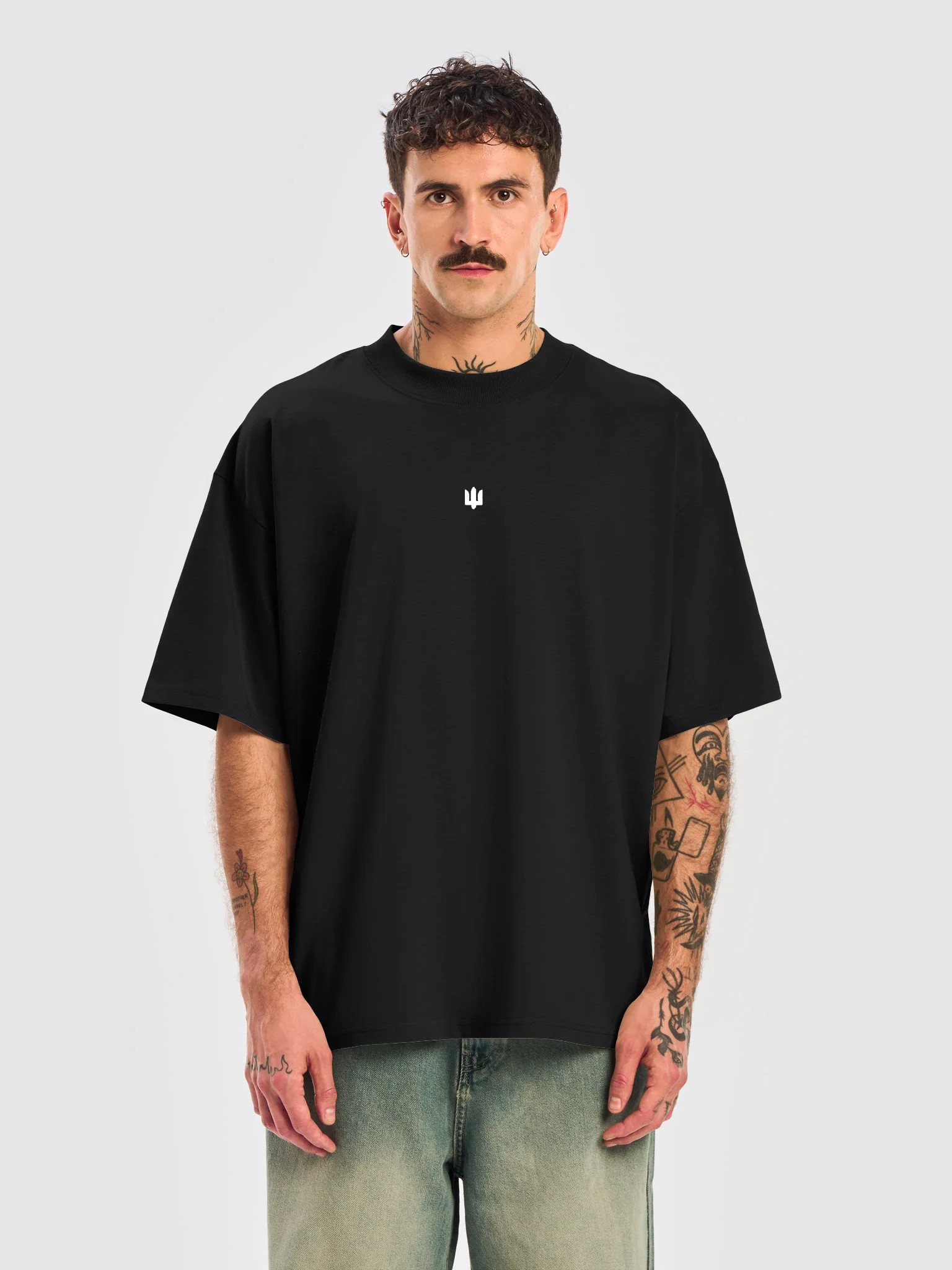 Classic Tryzub Oversized Tee product image (1)