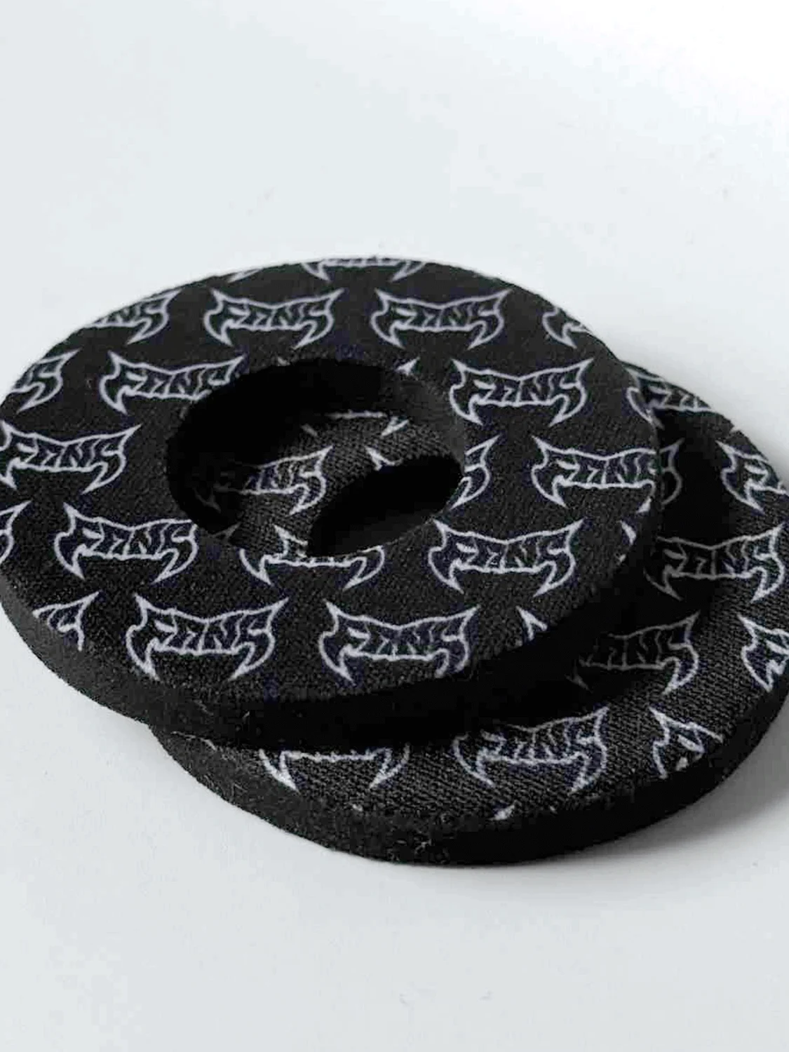 Fangmoto Grip donuts product image (2)
