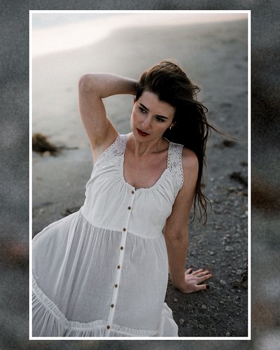 Beach serenity

#beachportrait #charlottelifestylephotographer #charlotteportraitphotographer #charlottefamilyphotographer #c...