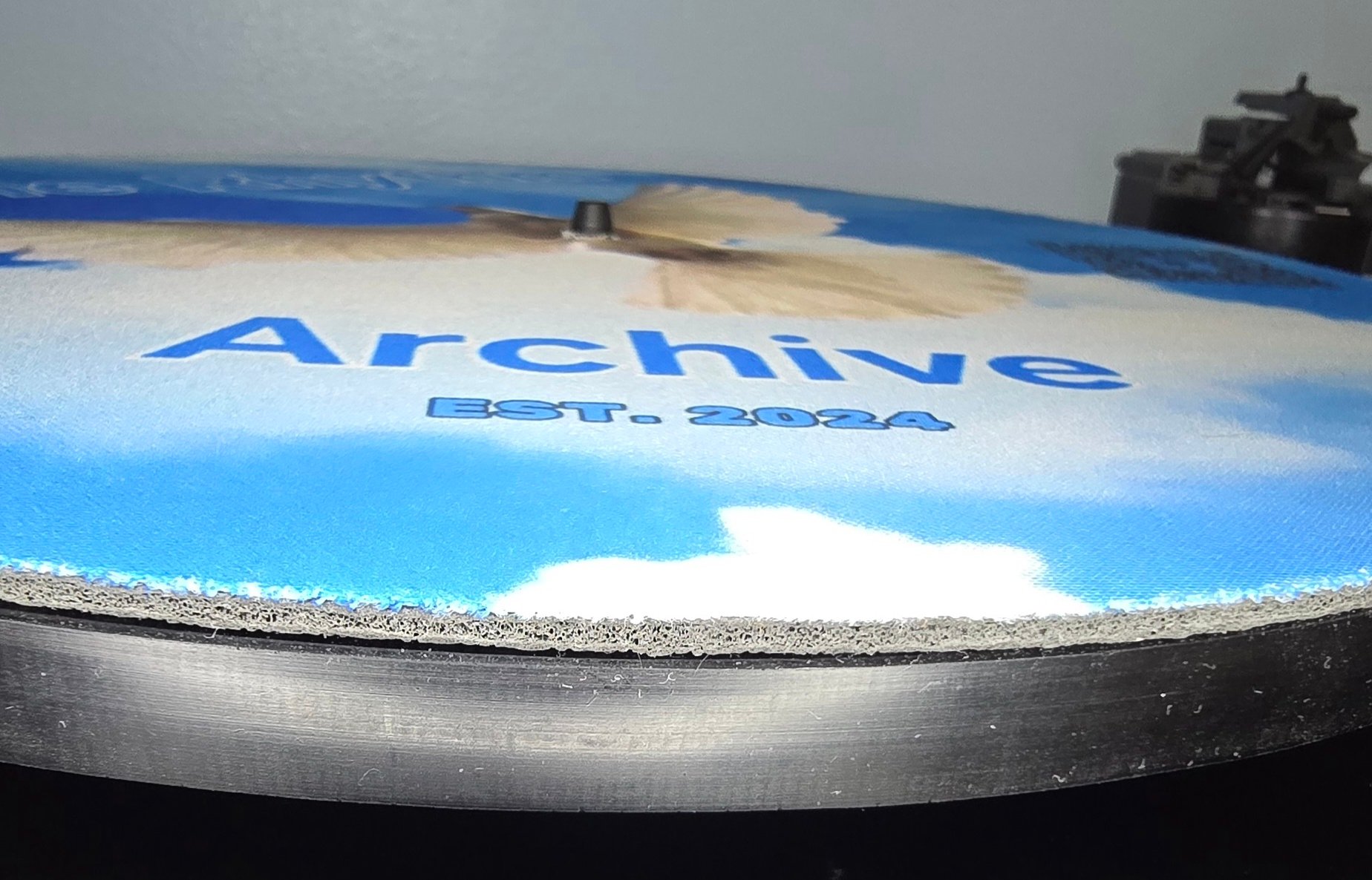 "Flying Bird" Slipmat - Rubber Vinyl Mat product image (3)