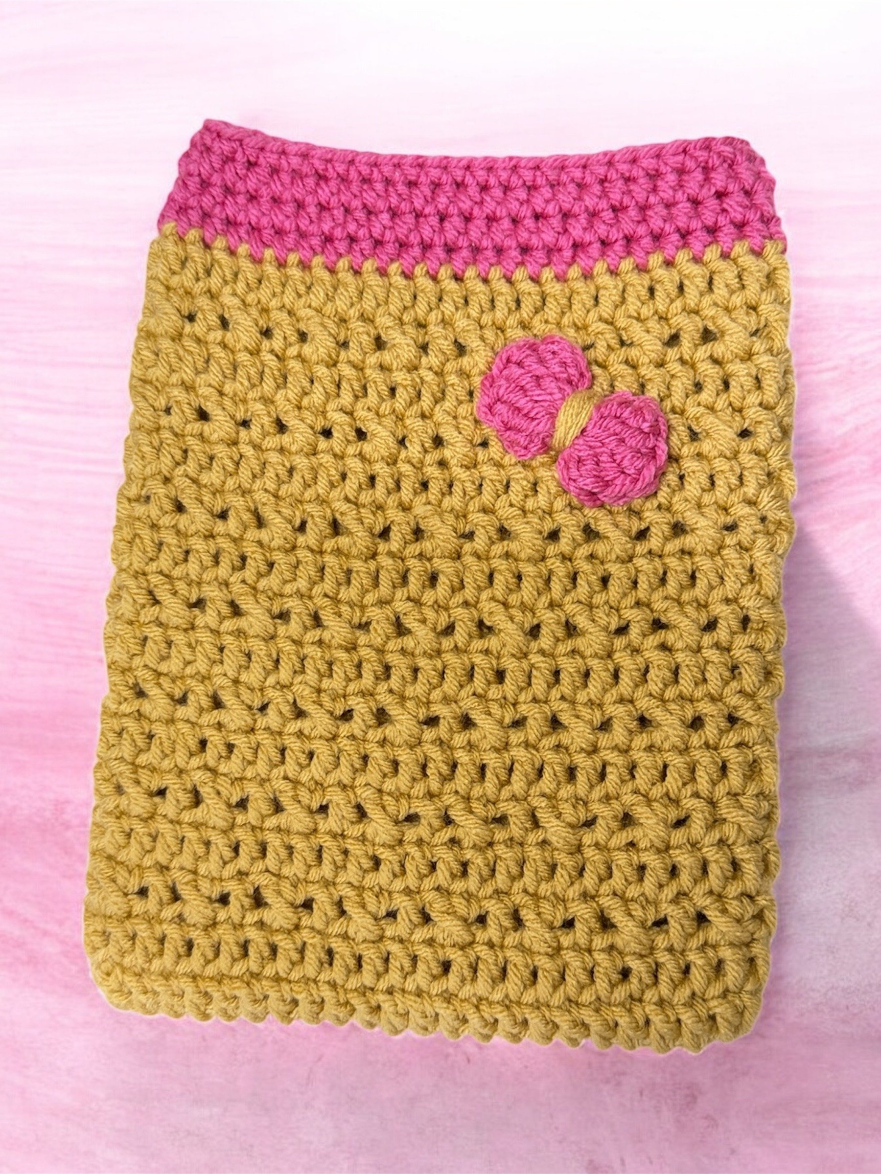 Kindle Paperwhite Crochet Sleeve - Yellow/Pink product image (1)