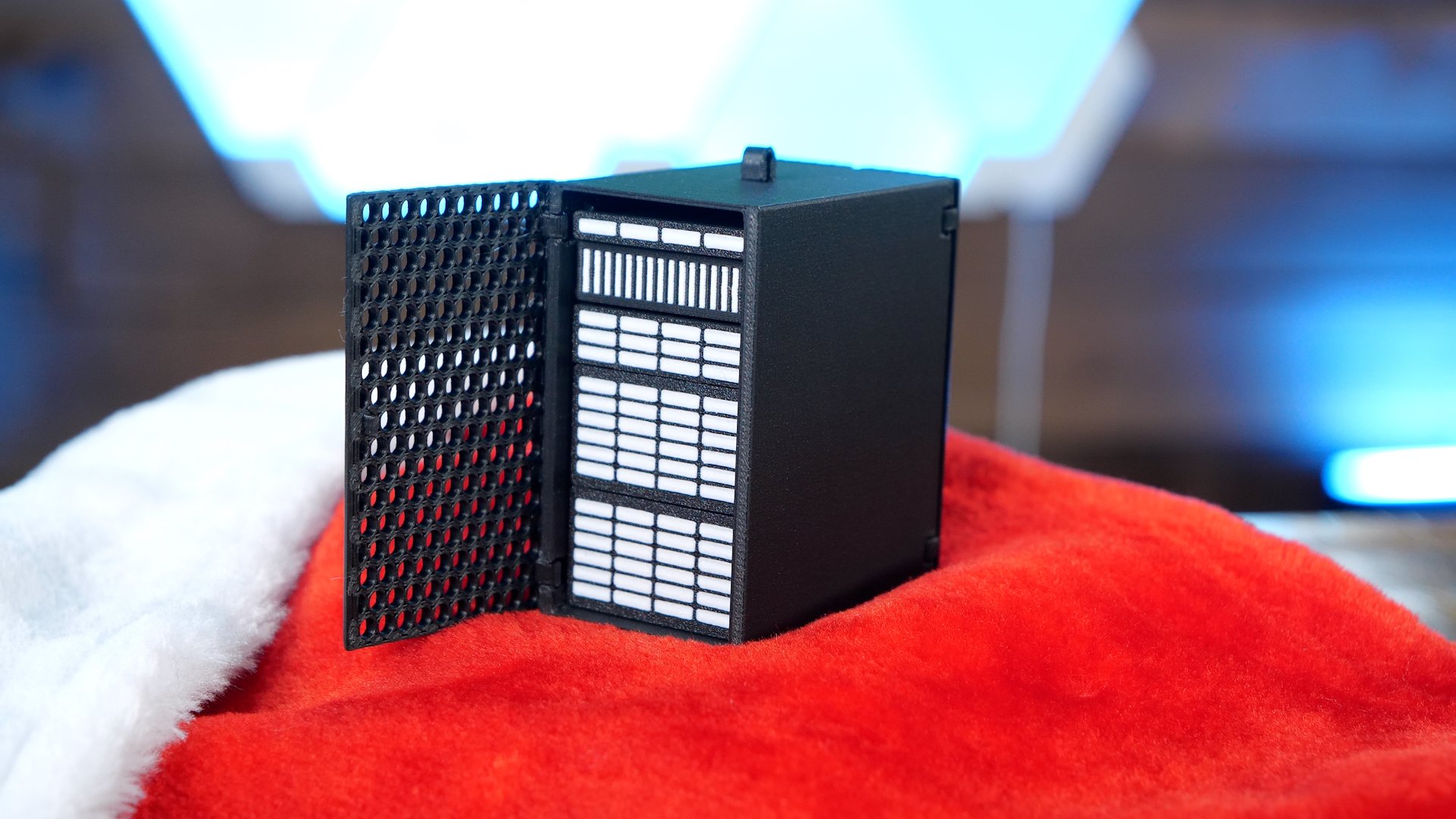 Homelab Xmas Ornament product image (8)