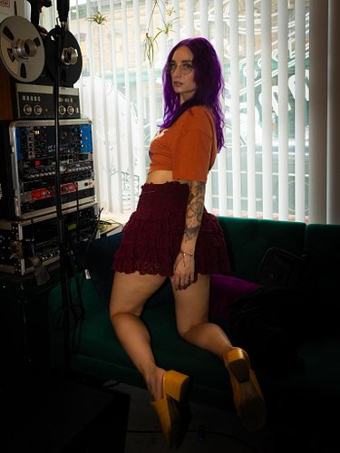 it’s hot out 🥵 cool off at @grammotones 🙂‍↕️

📸 @bribunker.artistry