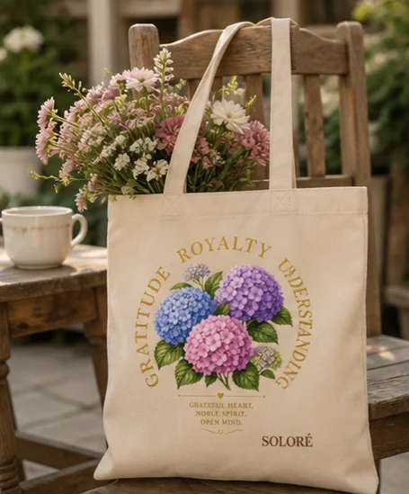 Botanical -Hydrangea Tote