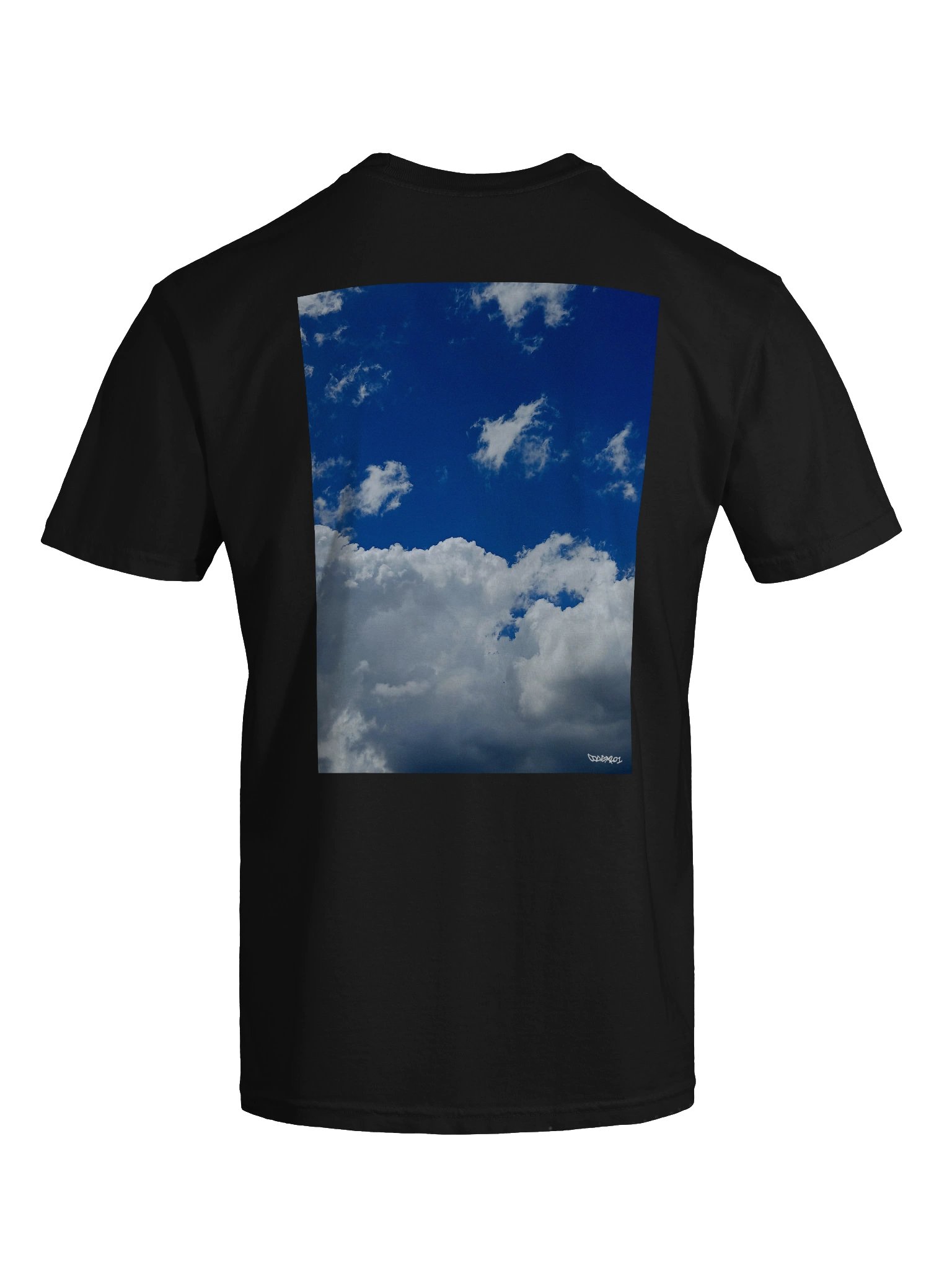 Clouded product image (14)
