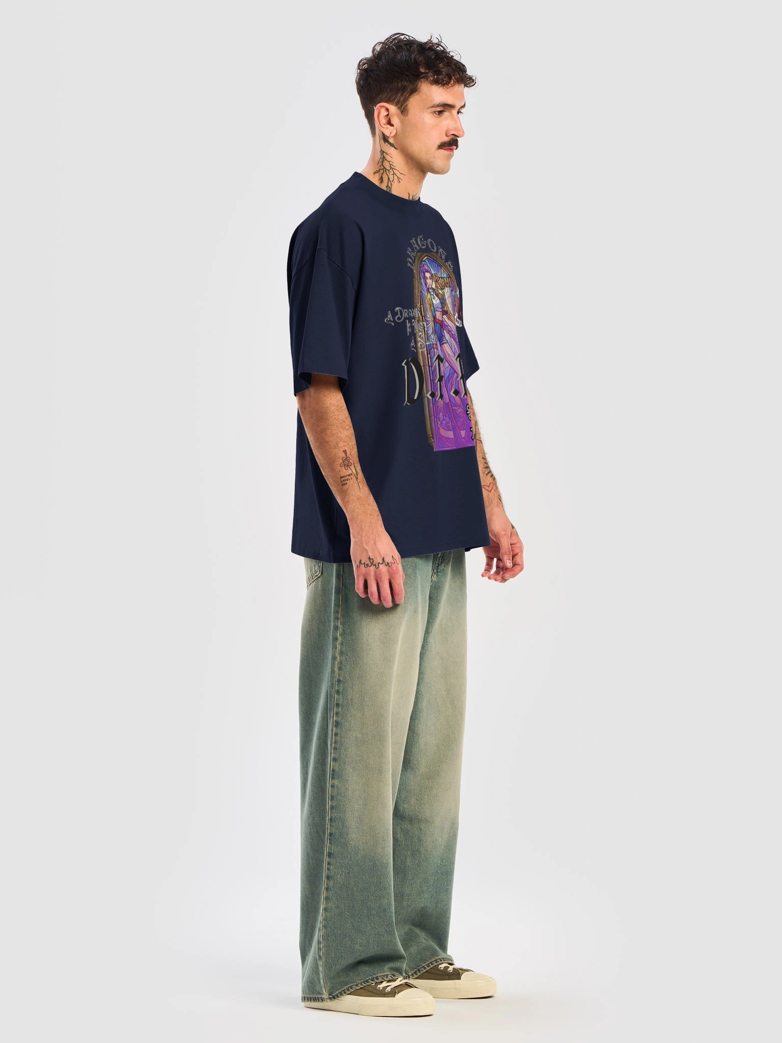 rumi praised mural oversized tee product image (27)