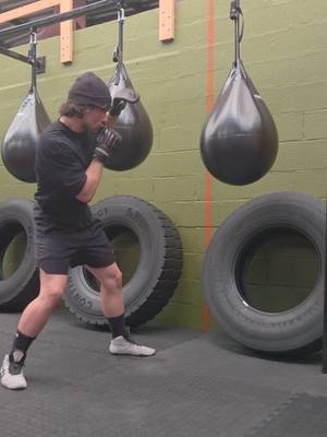 Some bag work pre workout. #boxing #heavybag 