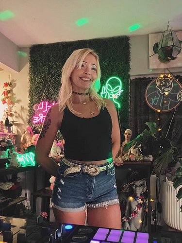 Yeehawww western Wednesday yall! 

🤠 

🔗👇