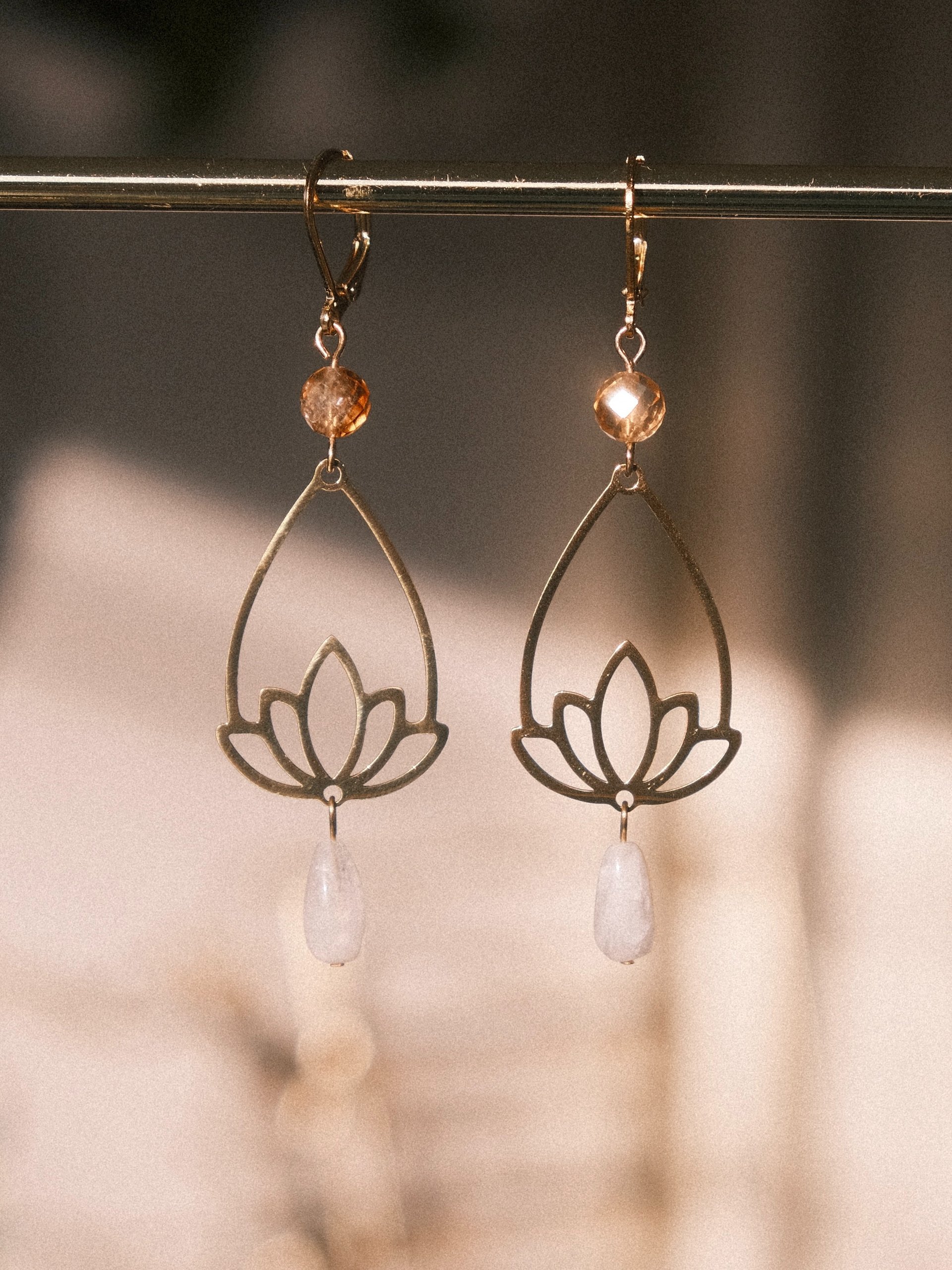 Lotus tears - Moonstone & citrine earrings product image (2)