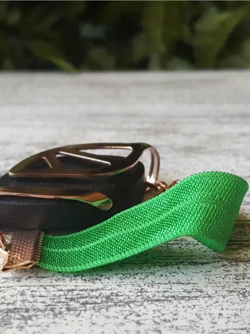 Lucky Green Elastic Bracelet | Handmade Accessory for Bellabeat Leaf Urban & Ivy product image (1)