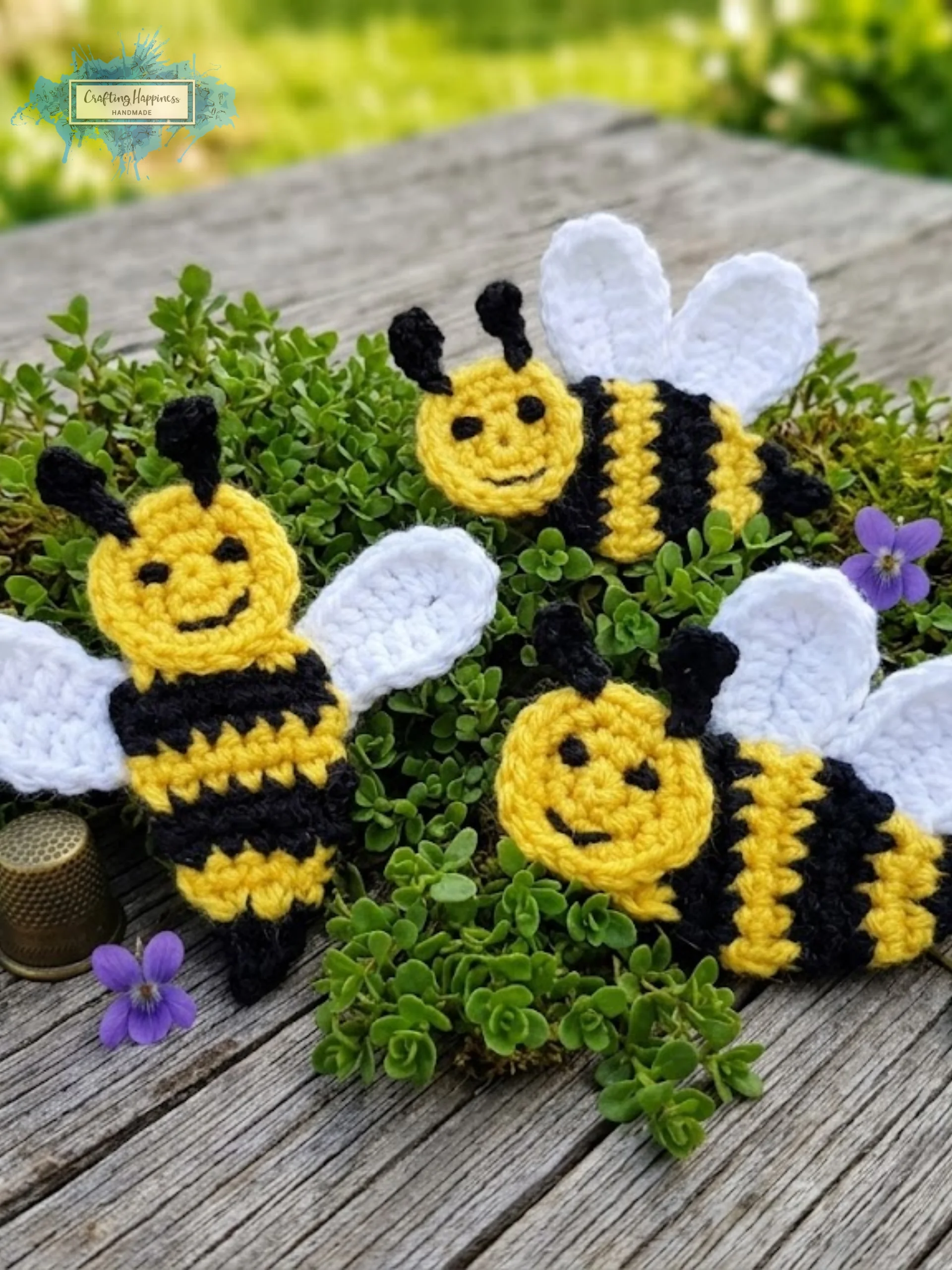 Happy Bee Crochet Applique Pattern | Modular Shapes (US Terms) product image (1)