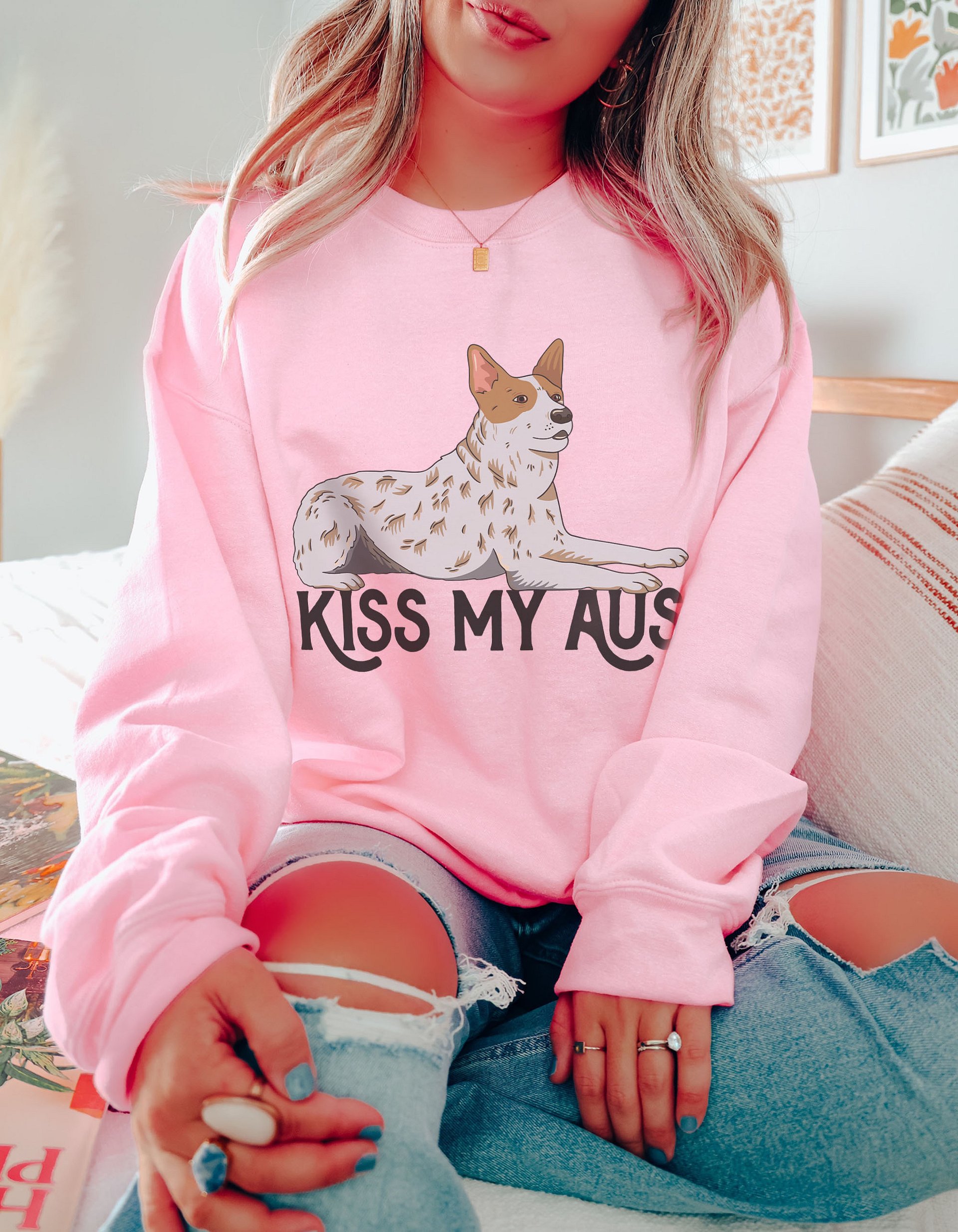 Kiss My Aus Sweatshirt of an Australian Cattle Dog | Funny Shirt for Red Heeler and Herding Dog Owners product image (2)