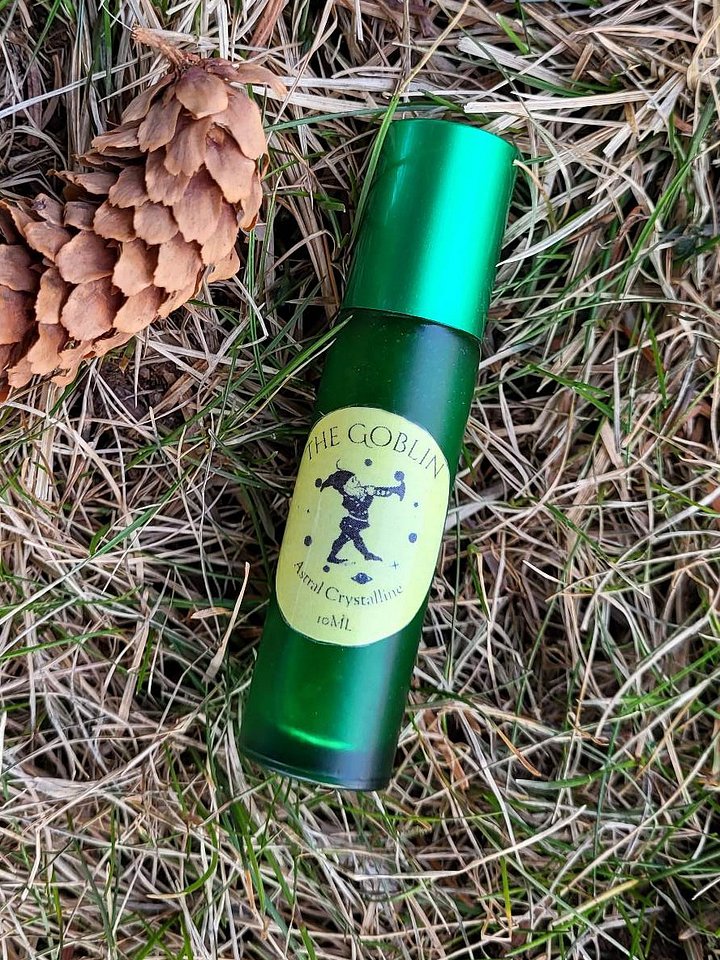 The Goblin perfume oil - Oakmoss, pear, eucalyptus, unisex perfume product image (1)