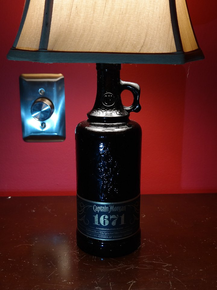 Captain Morgan 1671 Upcycled Bottle Lamp product image (1)