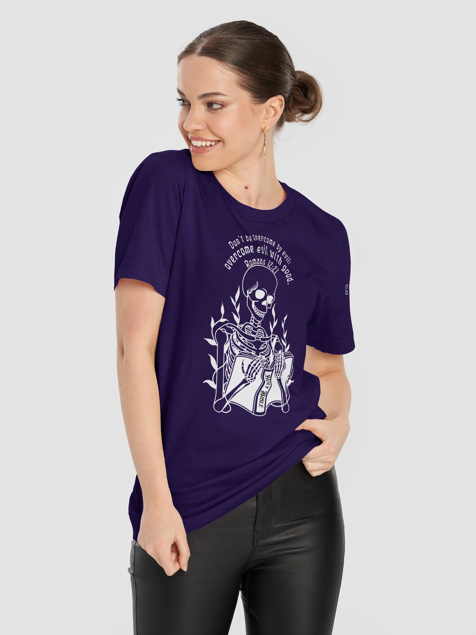 Overcome Evil with Good Romans 12:21 Tee product image (11)