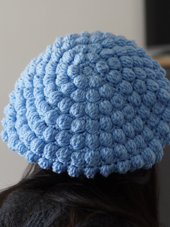 Bobble stitch beret crochet pattern product image (2)