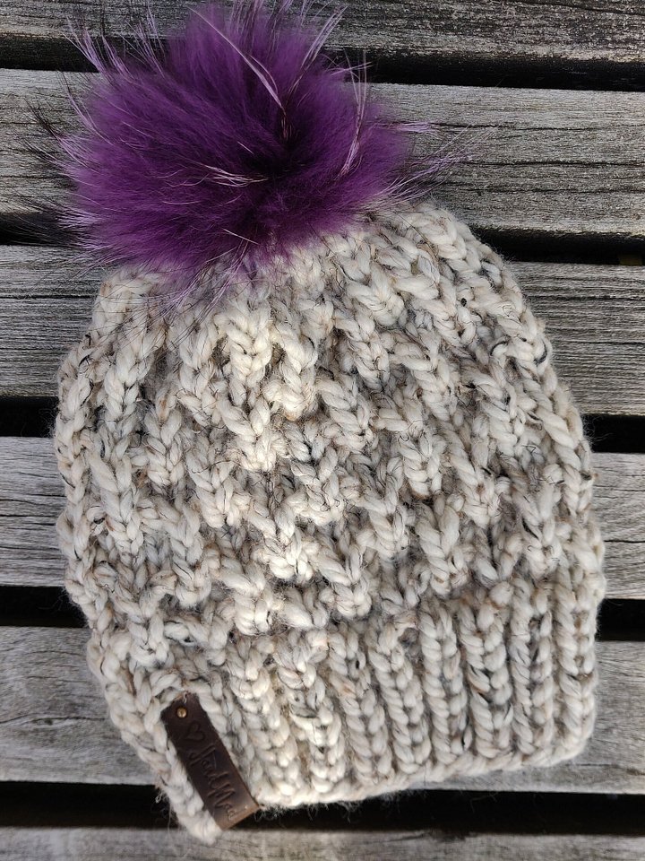 Aurora Bulky Hat Pattern product image (1)