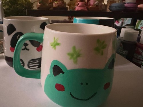 Did something different today…Painted mugs to bring to my upcoming art markets..#painting #traditional #mugs #animals