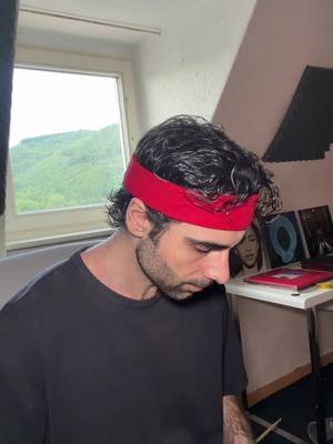 #songwriter 