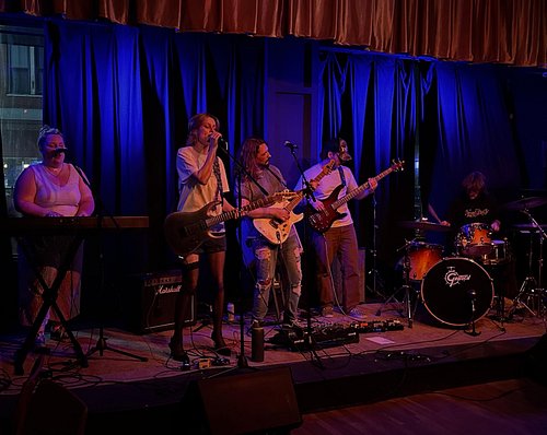 @blueportlandmaine you rocked, thank you for having us with @intricate_mouse_work and @field_studies_music - a killer start t...